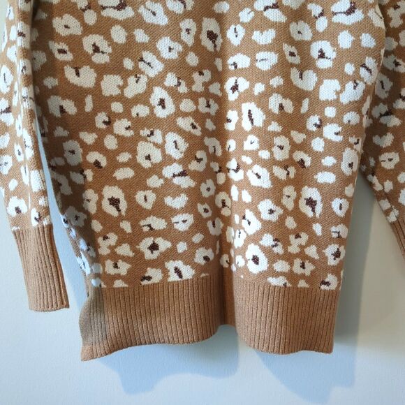 Loft Tan Glittering Rose Gold Cheetah Print Turtle Neck Sweater Size S - Picture 3 of 10